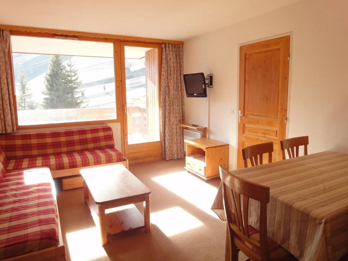 Stylish Apartment In M Ribel With Balcony Meribel 0*,