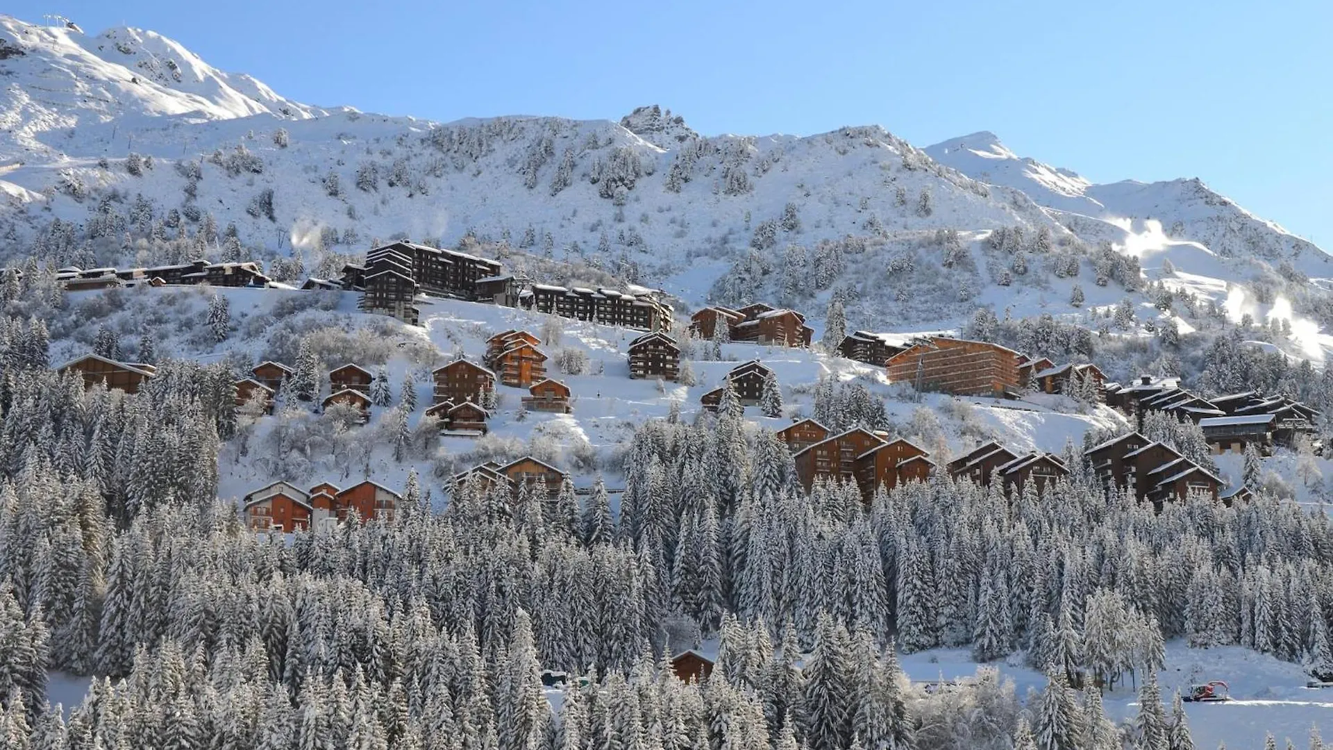Stylish Apartment In M Ribel With Balcony Meribel